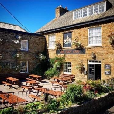 The Eliot Arms Hotel Saint Germans Exterior photo